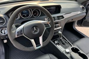 ข้อเสนอสุดพิเศษ! รถเบนซ์ Mercedes-Benz C63 AMG Edition 507 Coupe ปี 2015 พร้อมส่งมอบ - Product Image 2