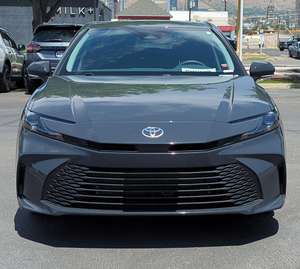 Oferta Promocional Venta 2025 Toyota Camry 4DR CVT HYB LE - Product Image 1