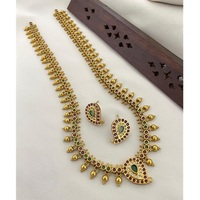 Ensemble collier et boucles d'oreilles en zircon plaqué or de qualité supérieure, style mariage indien classique, travail de perles complexe, cadeau pour femme