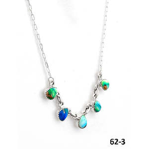 Collier artisanal sud-ouest en argent sterling avec dahlia paon et technologie d'incrustation à sertissage clos - Product Image 3