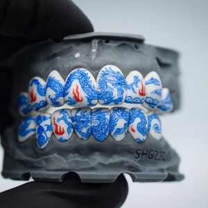 Grillz en porcelaine émaillée personnalisés de qualité supérieure pour les dents, bijoux de corps hip-hop en argent 925, artisanat en émail fait à la main pour hommes et femmes - Product Image 3