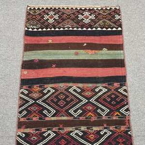 Vintage Turkish Kilim Small Rug 2.1x5 ft, <b>Red</b> Floral Rug <b>Wool</b> - Product Image 5
