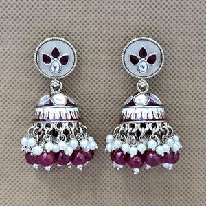 Bijoux faits à la main en Inde Indo Western Jhumki avec placage Mehndi - Product Image 3