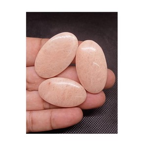 อัญมณีแอมะซอไนต์ทรงหลังเบี้ยลูกพีชธรรมชาติขนาดผสมสำหรับเครื่องประดับทางจิตวิญญาณหรือการรักษาจักระ - Product Image 1