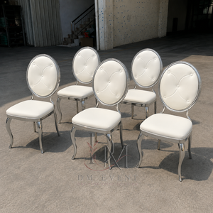 Chaise de mariage ronde à dossier capitonné en acier inoxydable argenté avec coussin blanc pour banquets et événements hôteliers – Vente en gros de sièges - Product Image 2