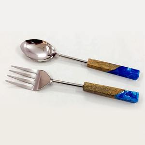 ชุดเสิร์ฟสลัดมือจับเรซินสีเขียวชุดเสิร์ฟสลัดทำจากสเตนเลสสตีลมีด้ามจับที่น่าทึ่ง - Product Image 3