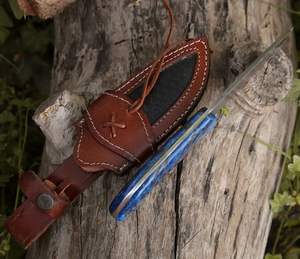 Couteau de survie en plein air de haute qualité en acier Damas fait à la main, vente en gros, avec manche en bois, personnalisé avec étui - Product Image 6