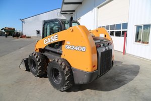 รถตักล้อยางรุ่น SR240B ปี 2024 ราคาประหยัด - Product Image 4