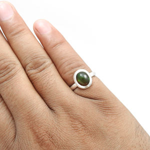 Anneaux de pierres précieuses opale noire naturelle minimaliste en argent Sterling pur 925 qualité d'exportation anneaux de déclaration délicats unisexes - Product Image 4