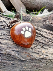 Personalized Handcrafted Rosewood Heart Shaped <b>Urns</b> <b>for</b> Pet <b>Ashes</b> Funerals & Memorials Handmade Wooden Cremation Caskets - Product Image 2