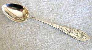 Cuillère de mariage indienne polie en or, parfaite pour les ustensiles de cuisine, la décoration de table et la cuillère à thé. - Product Image 2