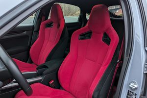 Honda Civic Type R 2023 con Techo Corredizo, Faros Delanteros, Cámara Trasera 360, Asientos Eléctricos - Product Image 6