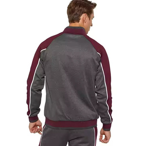 Ensemble de survêtement de sport pour homme, collection Hiver 2025, vente en gros, personnalisable, deux pièces, respirant, séchage rapide, 100% polyester - Product Image 2