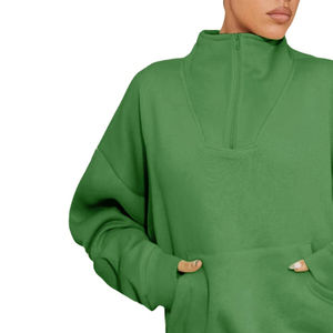 Tops Sweat-shirt d'entraînement en coton décontracté avec logo athlétique à manches longues pour femmes sur le devant écologique et respirant pour l'hiver - Product Image 5