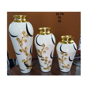 เหยือกทองแดงสไตล์ลิสต์สุดหรูพร้อมผิวแบบตอกโบราณเหมาะสำหรับการรับประทานอาหารแบบดั้งเดิมและยูทิลิตี้ตกแต่งบ้านที่ทันสมัย - Product Image 2