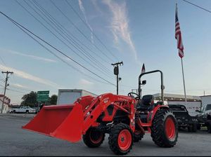 Tractor robusto Kubota L4701 hecho a mano para agricultores que desean un alto rendimiento Entrega rápida Compre una máquina de calidad premium construida. - Product Image 4