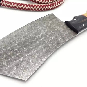 Couteau de cuisine de chef damas fait à la main à haute teneur en carbone couperet personnalisé à forte prise avec manche en bois de rose acier de qualité professionnelle - Product Image 1