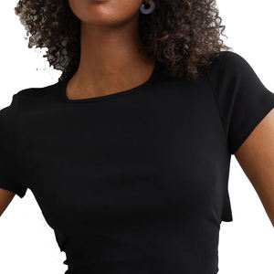 Camisetas cortas con diseño personalizado de alta calidad para mujer, Crop Tops femeninos en blanco y negro, a la venta en tarifas baratas - Product Image 3