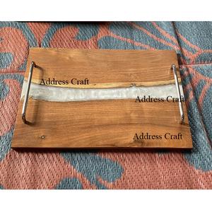 Bandeja para servir el desayuno de resina de madera con bordes naturales artesanales de la mejor calidad, bandeja para servir artículos para el hogar personalizada, bandeja de resina de madera elegante - Product Image 2