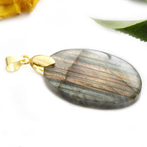 Colgante de piedra de labradorita de forma ovalada llamativa Bohemia Natural, joyería grande chapada en oro de 22K para mujeres y niñas, venta al por mayor de fábrica - Product Image 3
