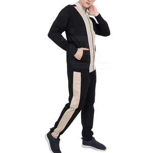 Conjunto de chándal de dos piezas transpirable personalizable para hombre Venta caliente marca de moda con diseño de logotipo para el invierno - Product Image 1