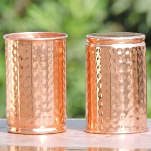 ชุดแก้วเซรามิกสำหรับนักเดินทางแก้วน้ำทองแดงบริสุทธิ์99.74% ค้อน2อันสำหรับเสิร์ฟน้ำพร้อมอายุรเวทประโยชน์ต่อสุขภาพ - Product Image 5