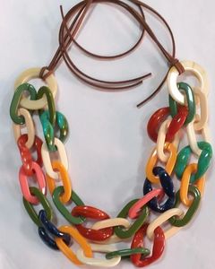 Collier en résine au design unique, vente en gros de pendentifs en résine époxy, bijoux en résine, artisanat fait main, collier tendance, bijoux tendance - Product Image 5