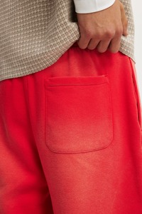 กางเกงขาสั้นซับเหงื่อสำหรับผู้ชายกางเกงขาสั้นสไตล์ไฮสตรีทผ้าฝ้าย100% โลโก้แบบสั่งทำ - Product Image 3