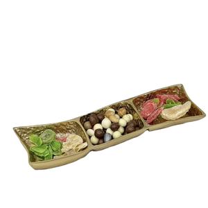 Plateau à dessert en aluminium plaqué or à trois compartiments pour servir des bonbons et des chocolats dans les restaurants et les hôtels - Product Image 1