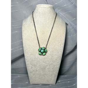 Collier en argent sterling et turquoise dorée Sonoran de Jon McCray, en forme de fleur, pour les occasions de cadeaux - Product Image 3