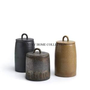 Ensembles de récipients de cuisine en verre et en métal avec une demande énorme en raison de leurs matériaux résistants à la rouille design élégant pour les cuisines modernes. - Product Image 4