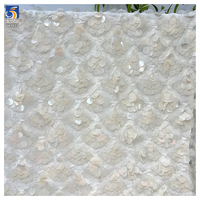 YX1422 280gsm Nouveau tissu à paillettes transparentes de 10 mm, motif écailles de poisson blanc, pour jupe de mode féminine
