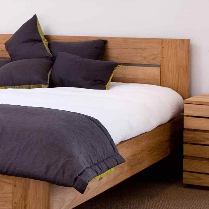 Solid Wood Turner Bed Elegant Nightstands for Bedroom Decor