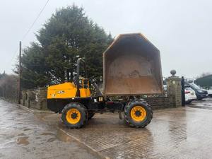 รถดัมพ์ JCB 6TST POWERSHUTTLE ปี 2016 แบบหมุนได้ 3 ทิศทาง บรรทุกได้ 6 ตัน พร้อมเครื่องยนต์เกียร์ปั๊มสำหรับงานก่อสร้าง - Product Image 3