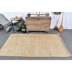 Alfombra de lana turca Vintage, alfombra de área de retazos de tejido plano amarillo moderno de 3,9x6,9 pies para decoraciones de sala de estar - Product Image 1