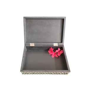 Boîte de rangement rectangulaire en bois bleu faite à la main avec incrustation d'os et boîte à bijoux décorative MOP pour bagues, colliers et bracelets - Product Image 6