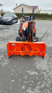 ใช้เครื่องเป่าหิมะ Kubota BX1880 |   เครื่องเป่าหิมะ Kubota BX1880 สำหรับรถแทรกเตอร์ แบบติดตั้ง 3 จุด พร้อม PTO สำหรับกำจัดหิมะ มีขาย - Product Image 5