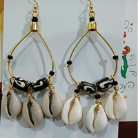 Pendientes Colgantes de Concha de Cauri Natural Hechos a Medida con Cuentas Negras, Estilo Vintage, Joyería Tribal Africana para Mujer, Modelo Conífera 544