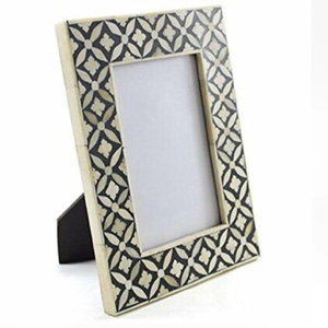 Les cadres photo en incrustation d'os conçus de manière complexe aux prix de gros sont parfaits pour les décorations élégantes pour la maison et les cadeaux. - Product Image 1