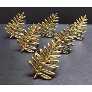 แหวนรองผ้าเช็ดปากโลหะขัดเงาหรูหราสง่างามพร้อมดีไซน์เจียระไนเพชรสำหรับการตกแต่งอาหารค่ำในวันครบรอบแต่งงานระดับพรีเมียม - Product Image 2