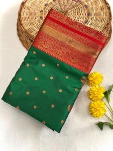 Soie traditionnelle indienne Paithani avec bordure tissée Saree Femme Fabricant de mode de l'Inde au taux le plus bas - Product Image 3