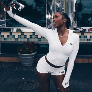 ชุดวอร์ม2ชิ้นสำหรับผู้หญิงชุดสั้นมีซิปแต่งโลโก้ได้ตามต้องการสำหรับผู้หญิงชุดออกกำลังกาย - Product Image 2