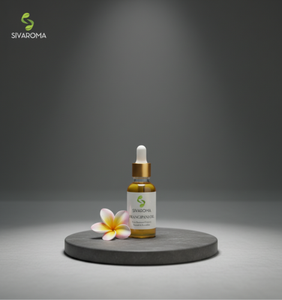 Huile de frangipanier supérieure 100% pure Huile essentielle pour les produits de beauté et de soin de la peau haut de gamme Produits aromatiques pour tous les types de peau Certifiée ISO - Product Image 4