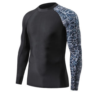 Protège-éruptions cutanées vierge OEM pour les sports de surf Chemise de compression à manches longues en polyester avec logo personnalisé Protège-éruptions pour hommes - Product Image 1