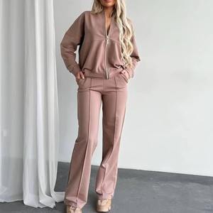 Venta al por mayor de chándales de gran tamaño en blanco de lujo con nuevo diseño deportivo informal pesado unisex con logotipo personalizado para mujer - Product Image 1