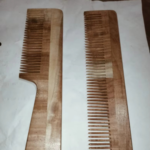 2025 peigne à barbe en bois fait main professionnel pour hommes Style élégant bas prix en Inde par Unique Craft India - Product Image 1