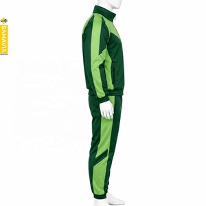 Conjunto Deportivo SAMAVIA para Hombre en Verde con Chaqueta con Cremallera, Diseño con Paneles en Verde Lima y Pantalones Jogger a Juego - Product Image 3