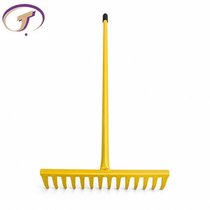 <span class=keywords><strong>Rastrello</strong></span> da Giardino in Acciaio al Carbonio a 16 Denti Saldati, Robusto <span class=keywords><strong>Rastrello</strong></span> <span class=keywords><strong>per</strong></span> Foglie con Manico Liscio e Terminale in Plastica <span class=keywords><strong>per</strong></span> il Giardino - Product Image 1