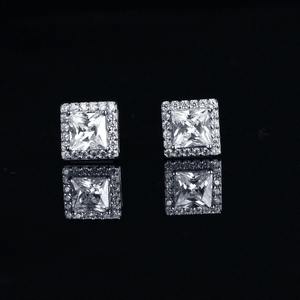 Boucles d'oreilles en diamant moissanite, argent sterling 925, boucles d'oreilles personnalisées, cadeau pour elle - Product Image 3