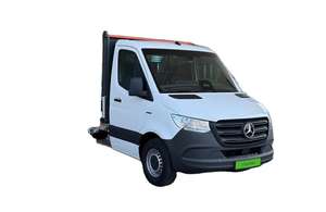 Camion utilitaire à plateau plat électrique CLW 2025, carrosserie longue L2, propulsion arrière, 204 ch, diesel, transmission automatique, Euro 6, 8x4, camion lourd d'occasion, segment des camions lourds - Product Image 3